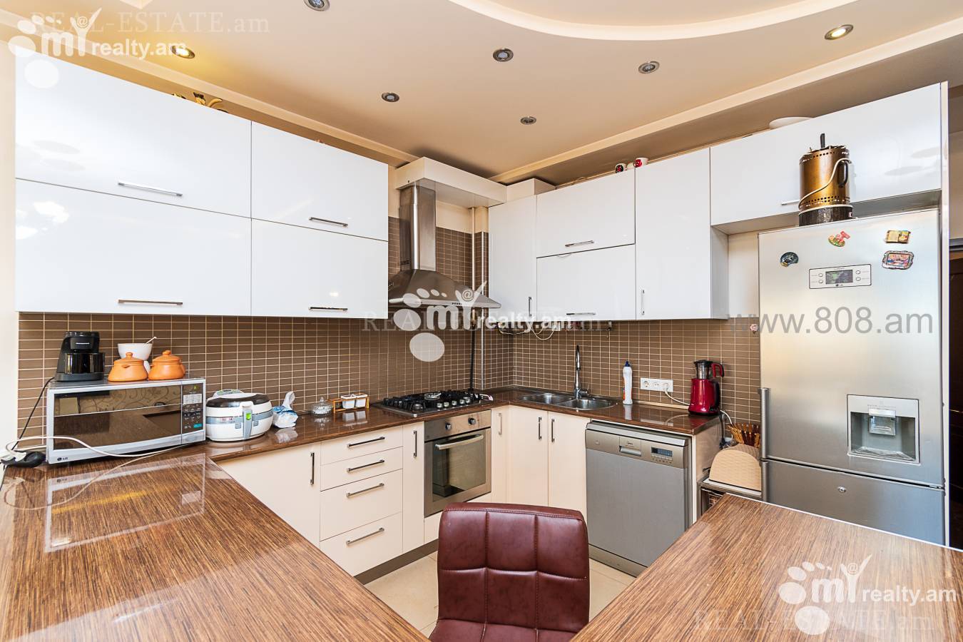 3 bedroom apartment for rent خیابان برادران اوربِلی, عربگیر ایروان, 158299