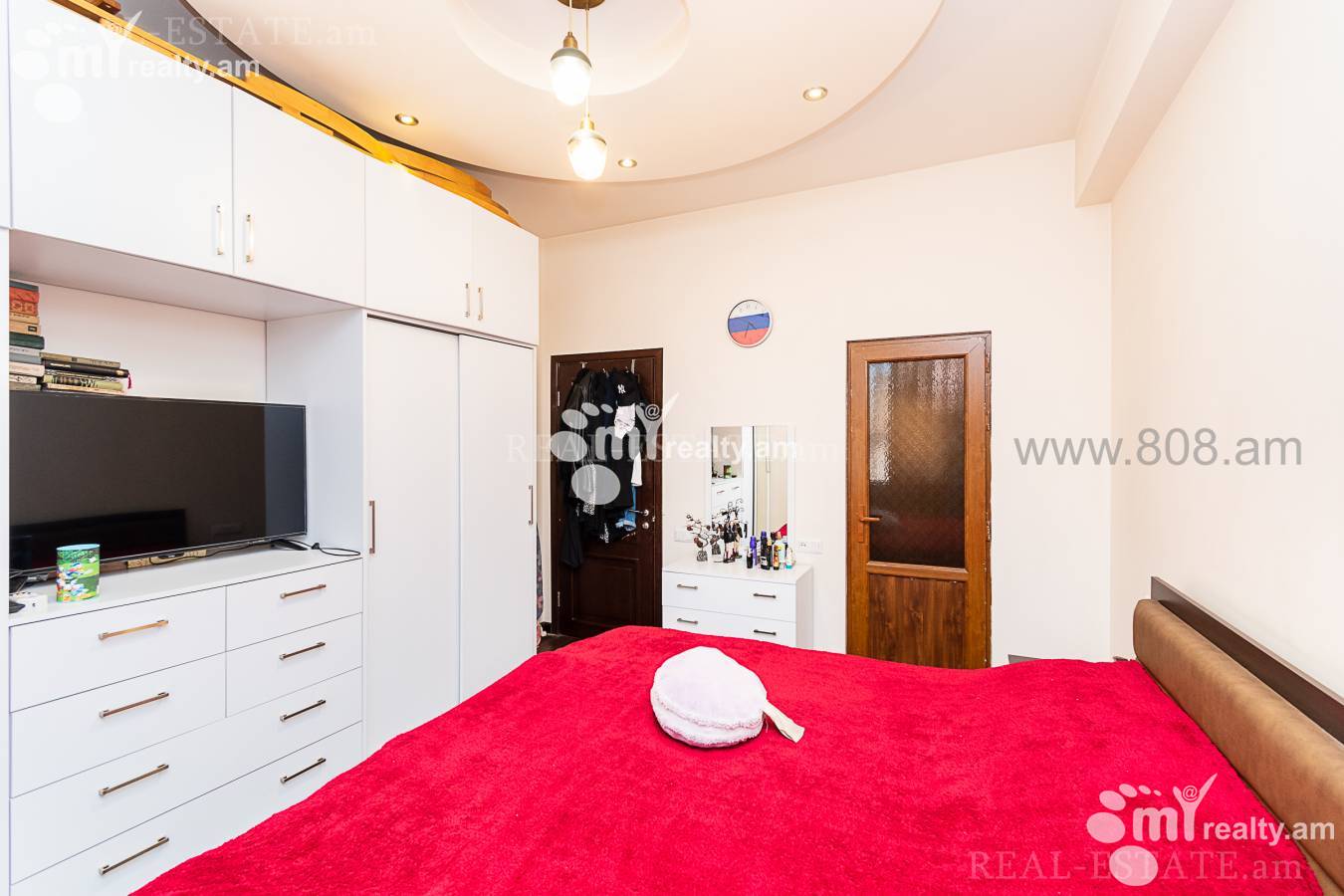 3 bedroom apartment for rent خیابان برادران اوربِلی, عربگیر ایروان, 158299