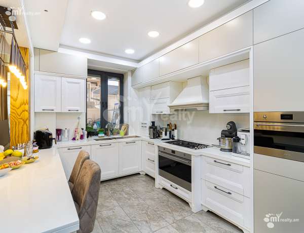 3-senyakanoc-bnakaran-vacharq-Yerevan-Arabkir