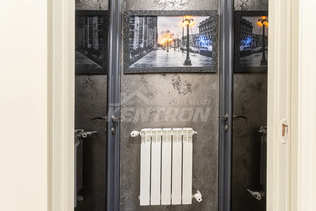 3 bedroom apartment for sale خیابان اِ. کوچار, مرکز شهر ایروان, 159485