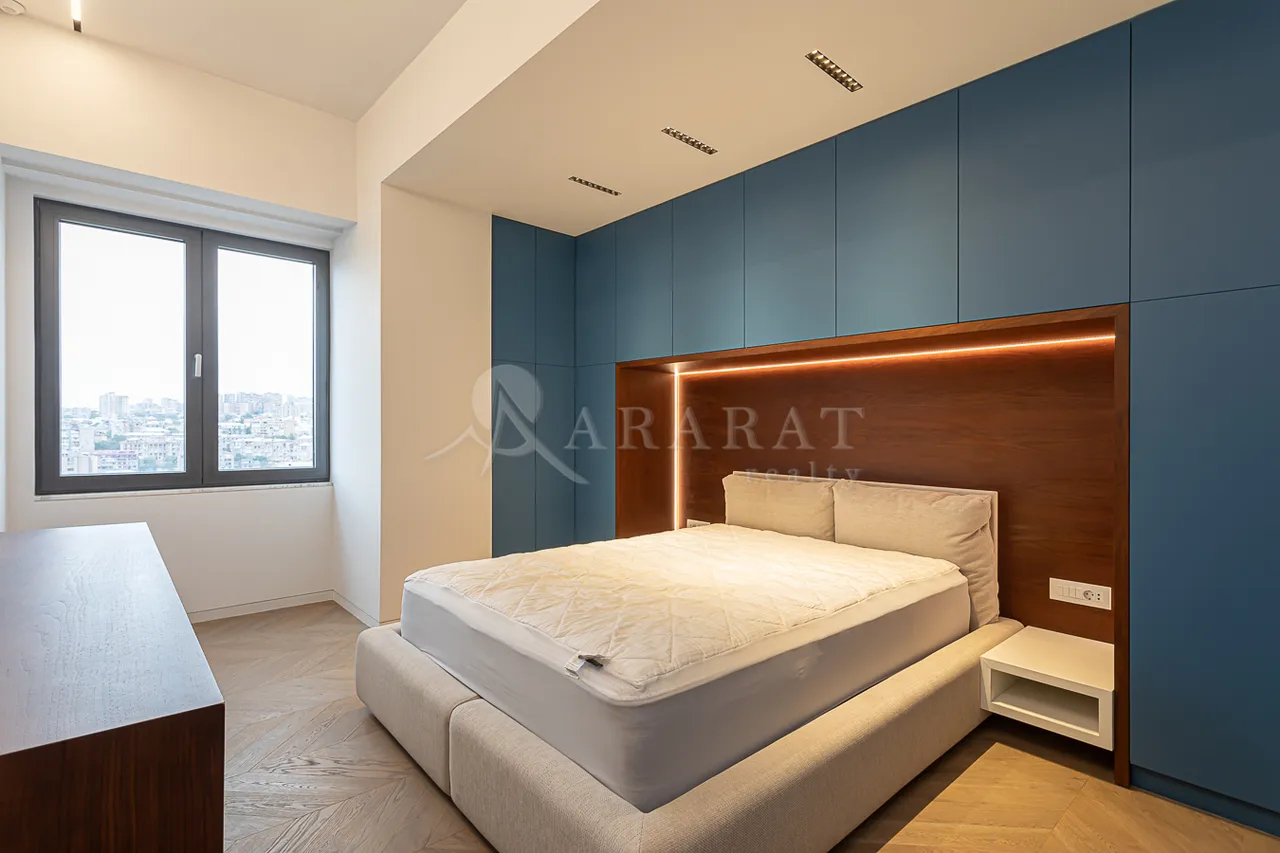 Купить 4 комнатную квартиру Пушкин ул, Центр Ереван, 157581