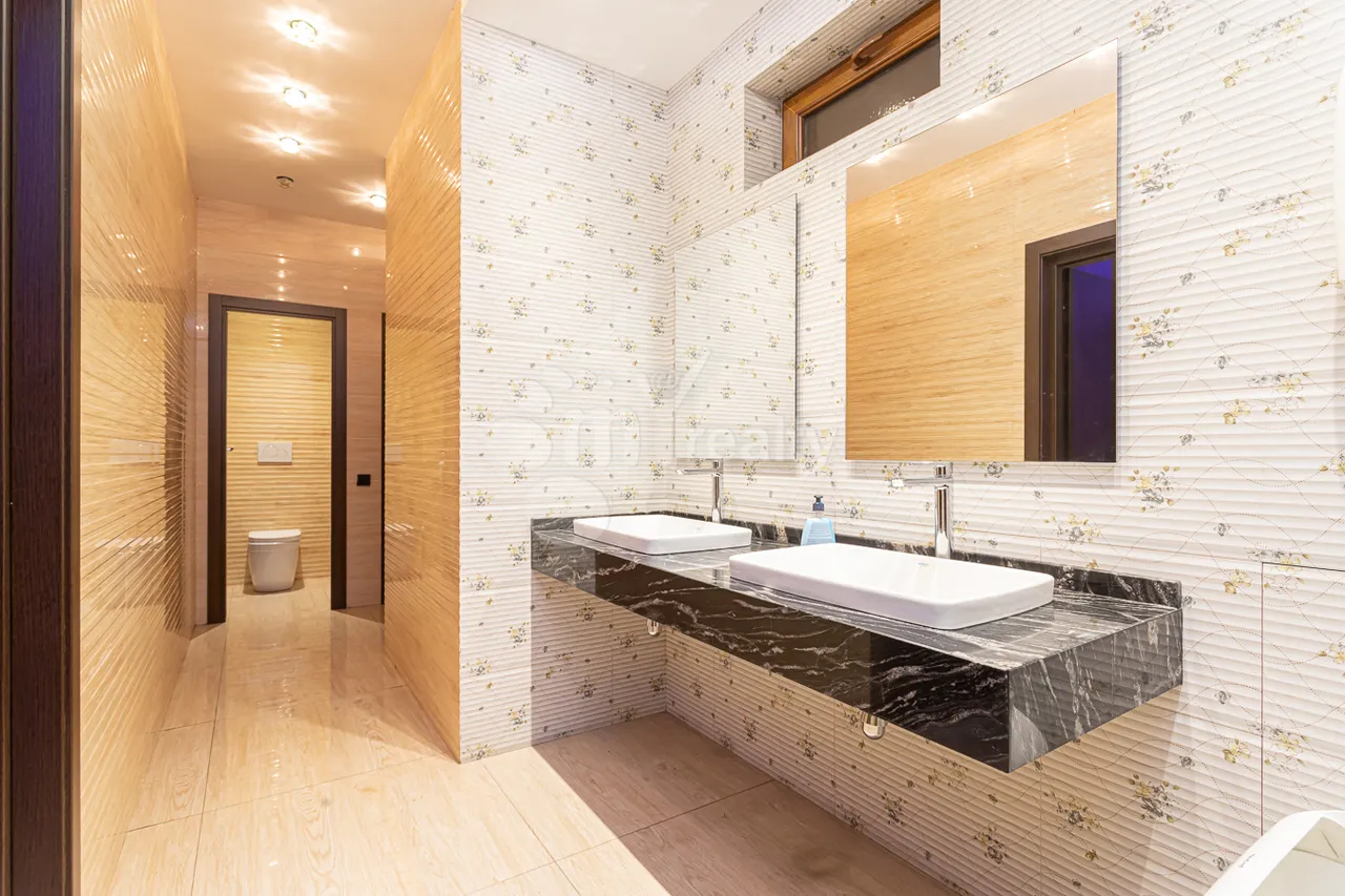 Commercial for sale خیابان شیراز, آچاپنیاک ایروان, 158297