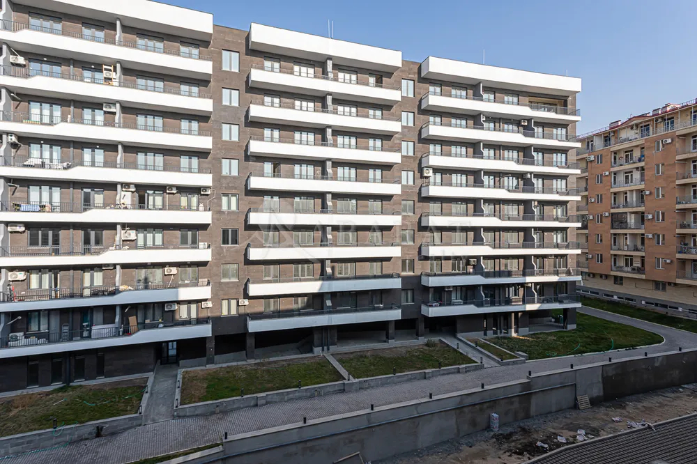 3-bedroom/apartment-for-sale-in-new-construction/Antarayin%2C+L.Azgaldyan+street%2C/Center/Yerevan