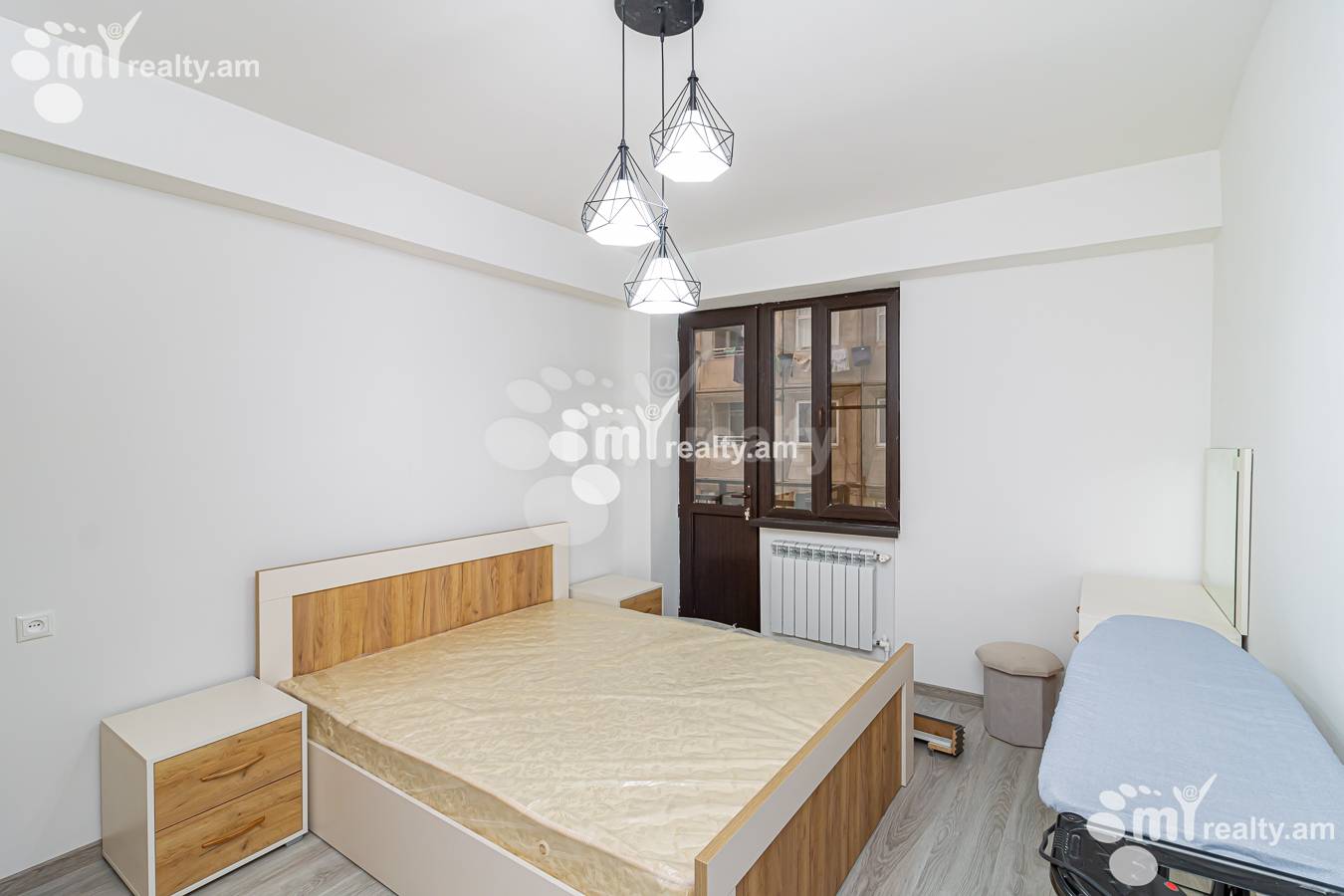 3 սենյականոց բնակարան  Գյուլբենկյան փող, Արաբկիր Երևան, 154581