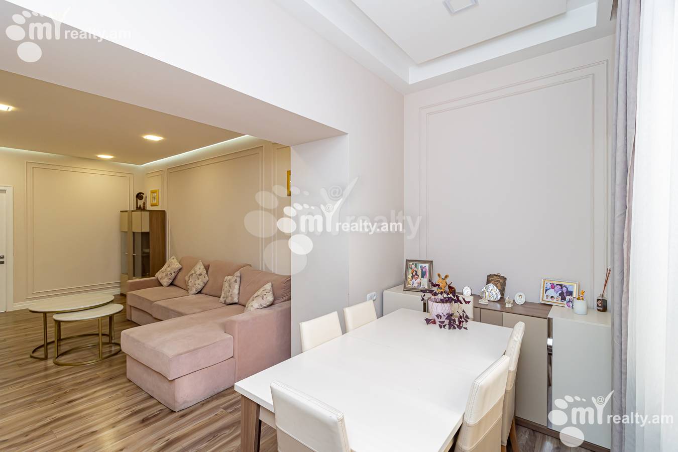 3 սենյականոց բնակարան  Տիգրան Մեծի պող, Կենտրոն Երևան, 143015