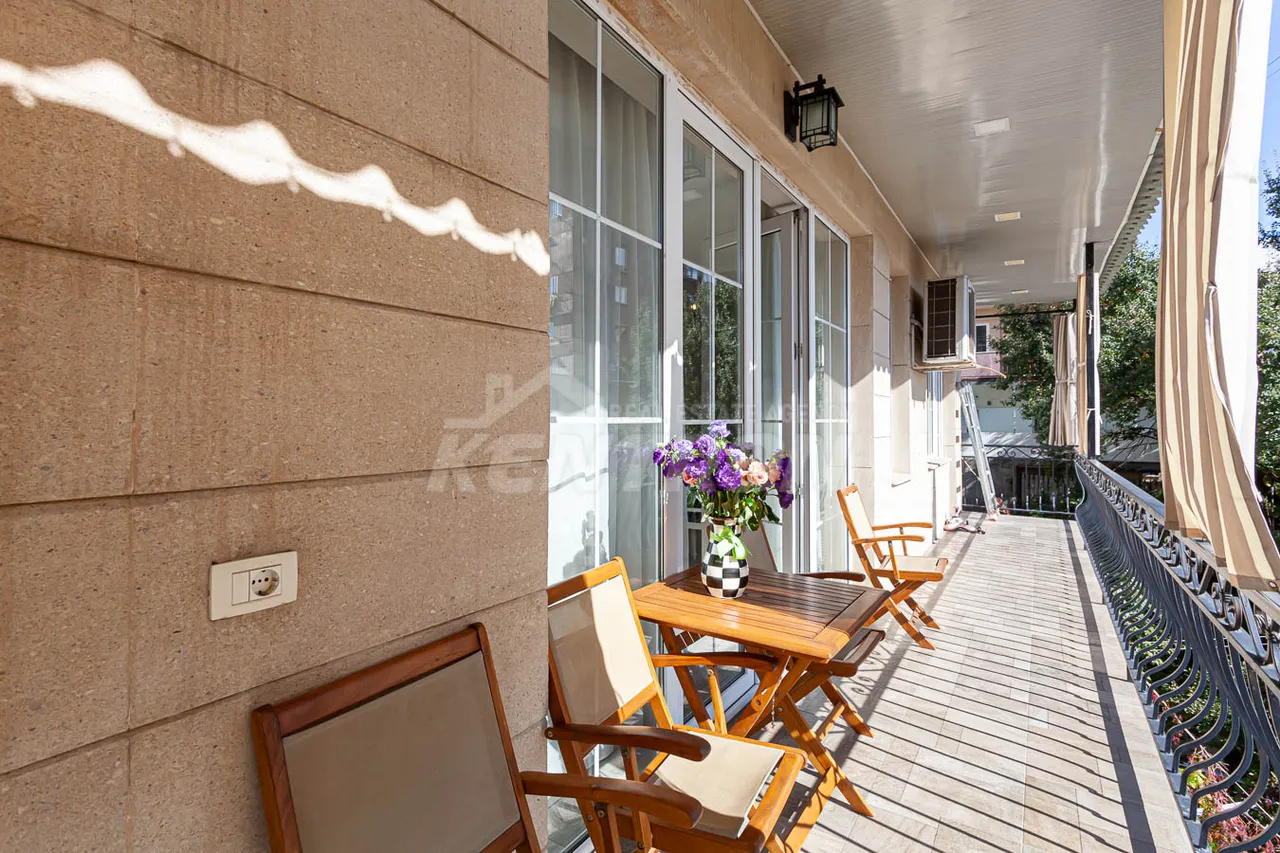 4 սենյականոց բնակարան վարձով Թումանյան 1ին անց, Կենտրոն Երևան, 158985