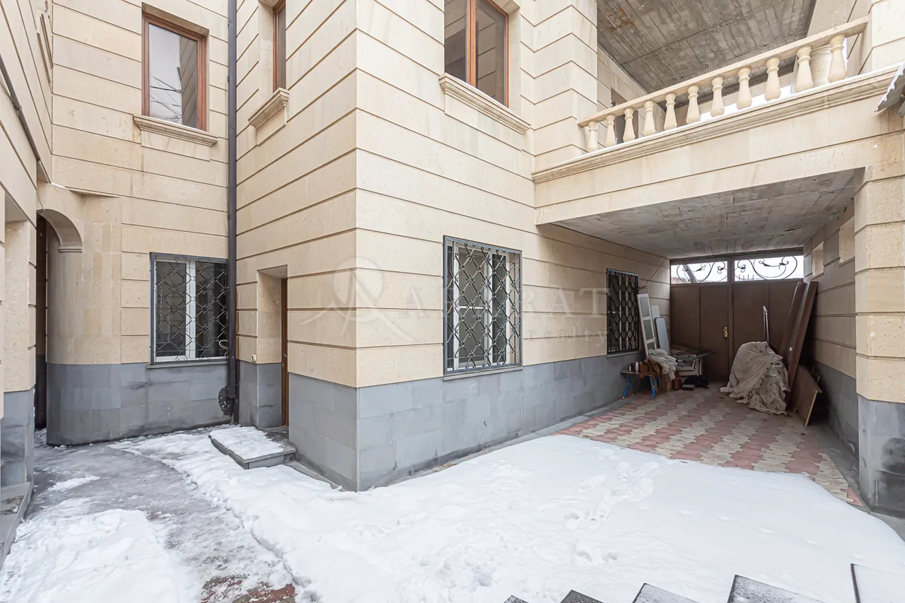 Առանձնատուն  Քանաքեռ 5րդ փող, Քանաքեռ-Զեյթուն Երևան, 159296