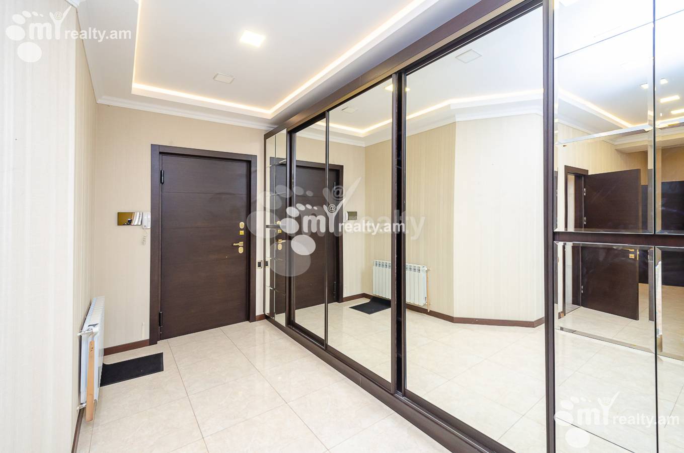 Купить 3 комнатную квартиру Айрик Мурадян улица, Арабкир Ереван, 151288