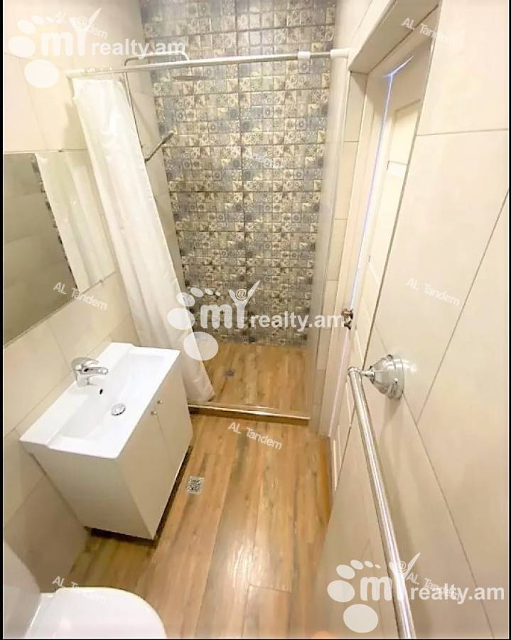 3 bedroom apartment for sale Teryan St, Center Yerevan, 124811