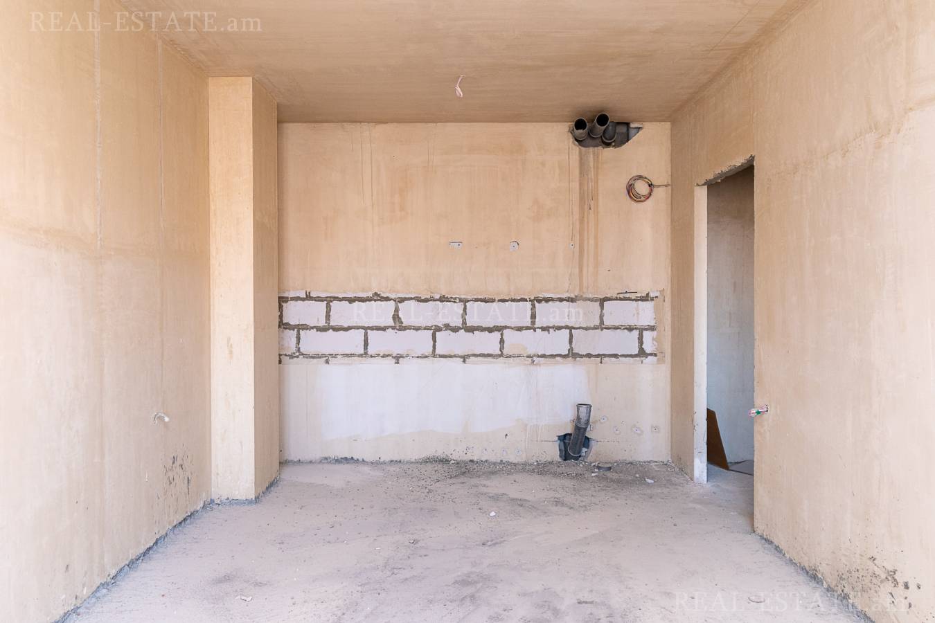 2 սենյականոց բնակարան  Գրիբոեդովի փող, Արաբկիր Երևան, 133990