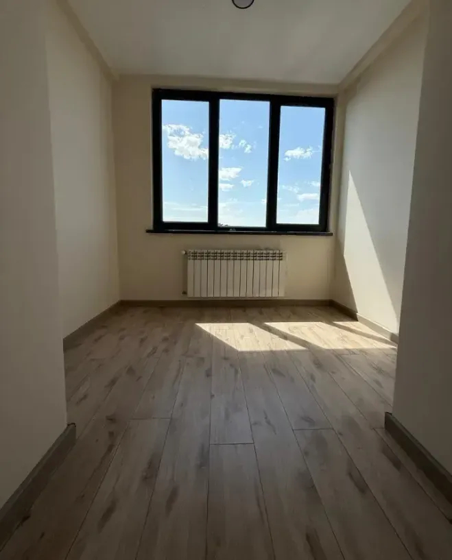 3 սենյականոց բնակարան  Կիևյան փող 1ին նր, Արաբկիր Երևան, 161573