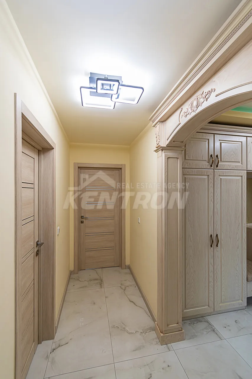 3 bedroom apartment for rent خیابان موسکوویان, مرکز شهر ایروان, 159373