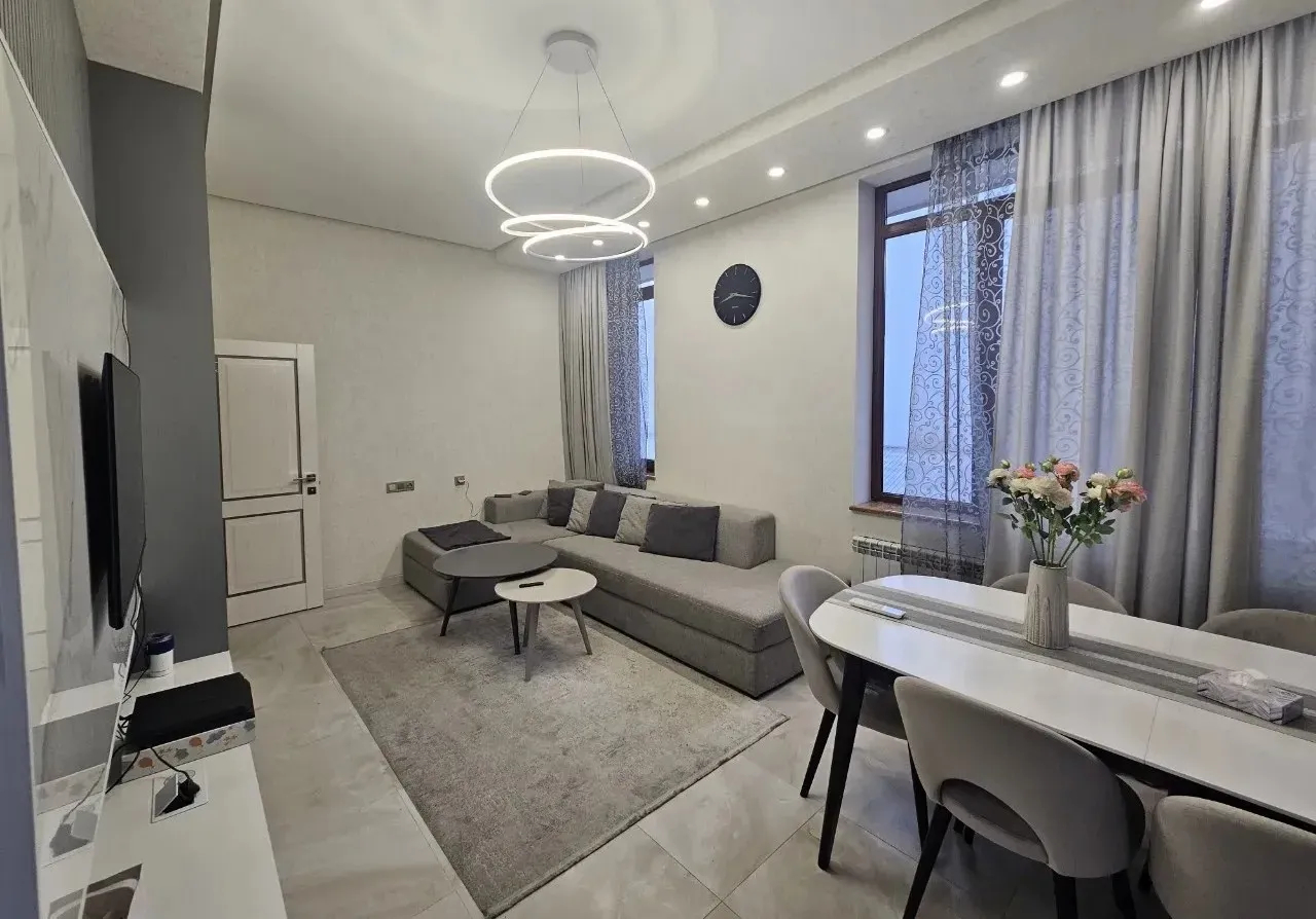 Купить 3 комнатную квартиру Арменак Арменакян ул, Норк-Мараш Ереван, 159716