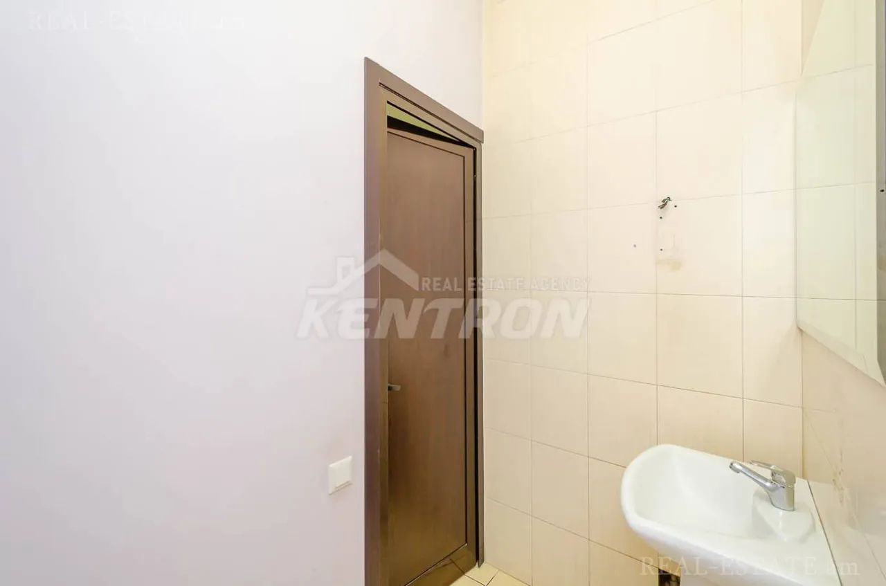 Commercial for sale (خیابان باقرامیان (عربکیر, عربگیر ایروان, 158195