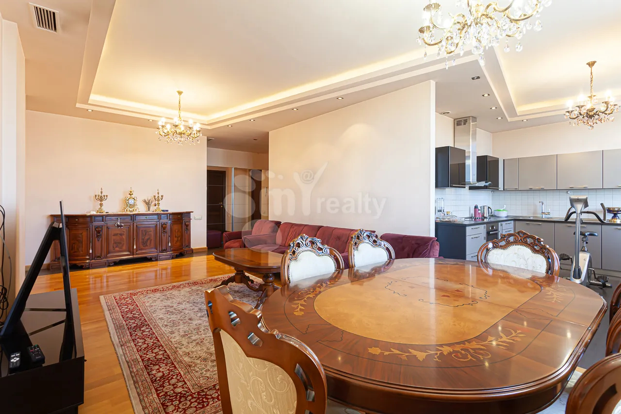 4 bedroom apartment for sale D. Demirchyan St, Center Yerevan, 161661
