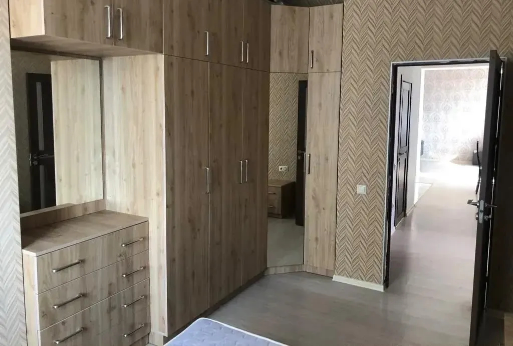 4 սենյականոց բնակարան  Միկոյան փող, Դավթաշեն Երևան, 161549