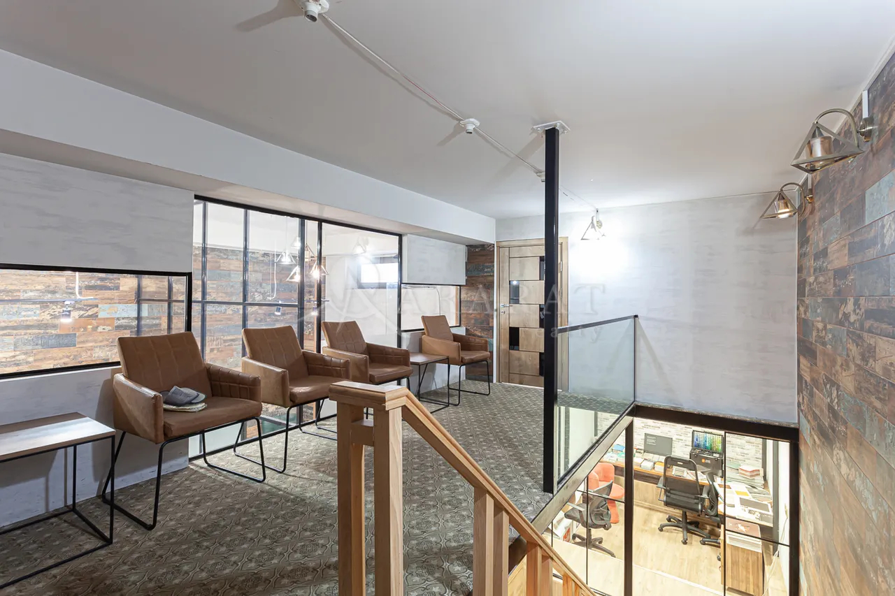 Commercial property for sale Antarayin St, Center Yerevan, 161070