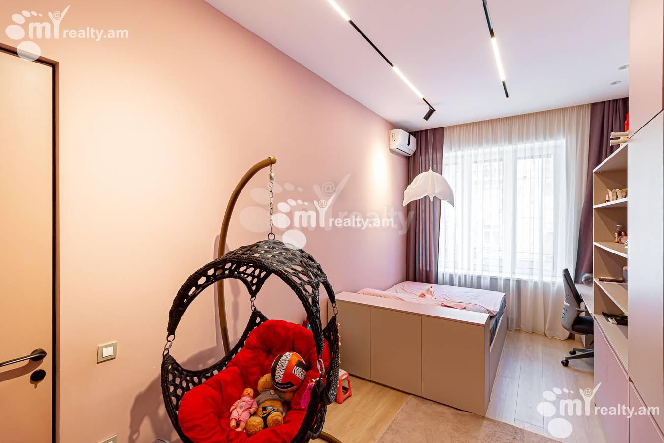 3 bedroom apartment for sale خیابان تومانیان, مرکز شهر ایروان, 152195