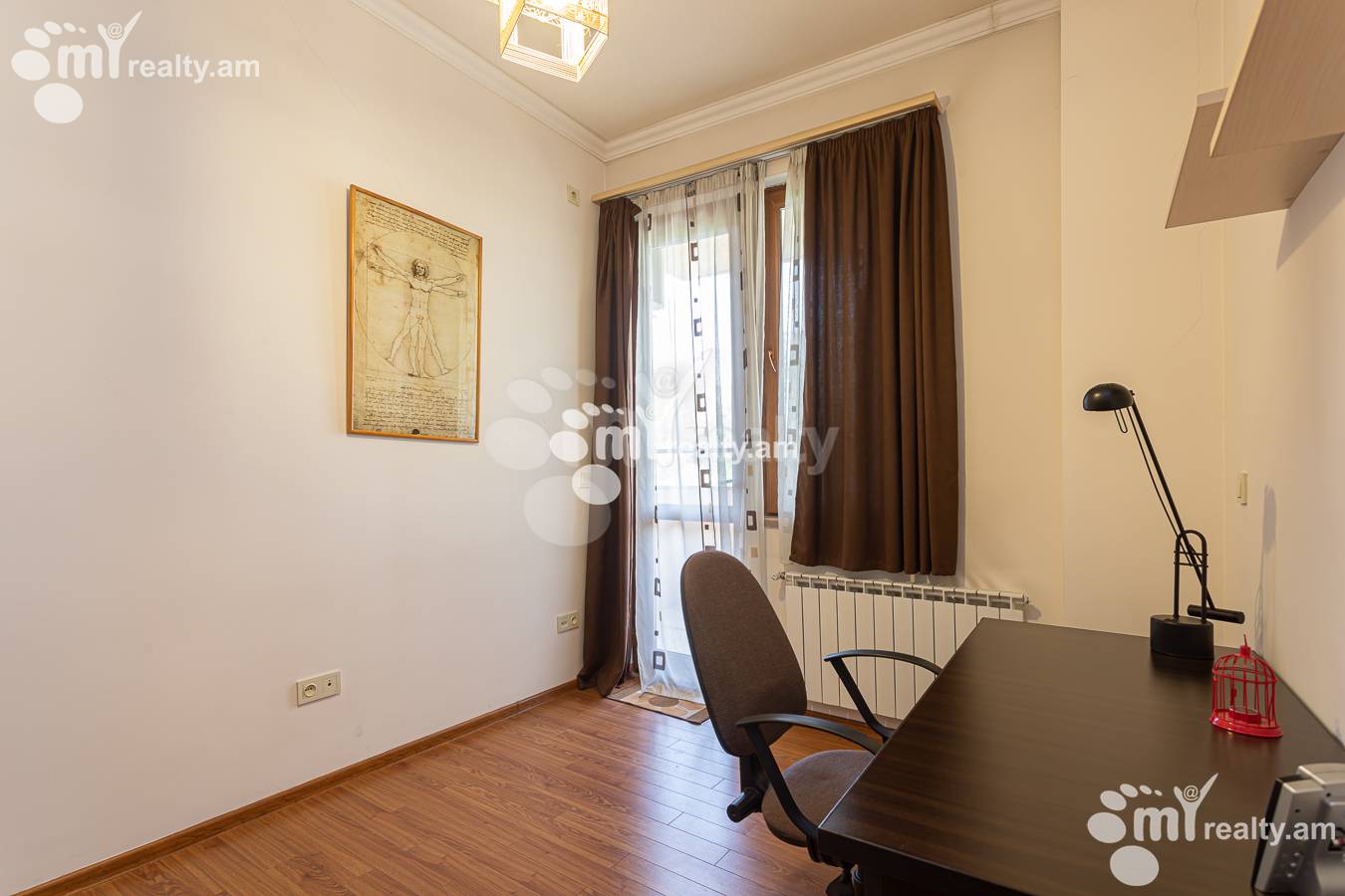 4 bedroom apartment for rent Antarayin St, Center Yerevan, 156170