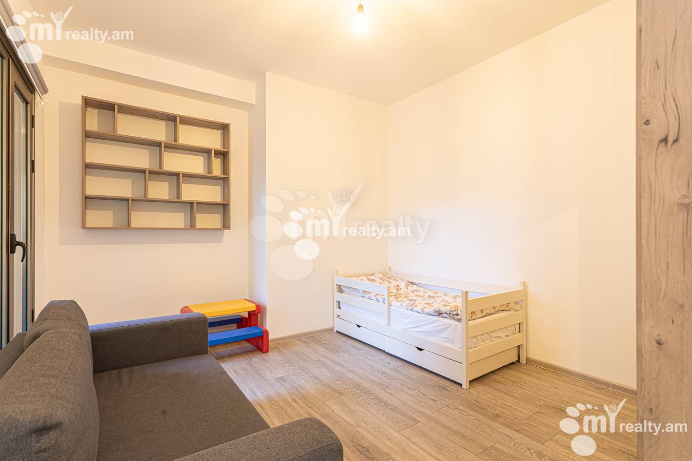 4 bedroom apartment for rent G. Hovsepyan St, Norque Marache Yerevan, 157126