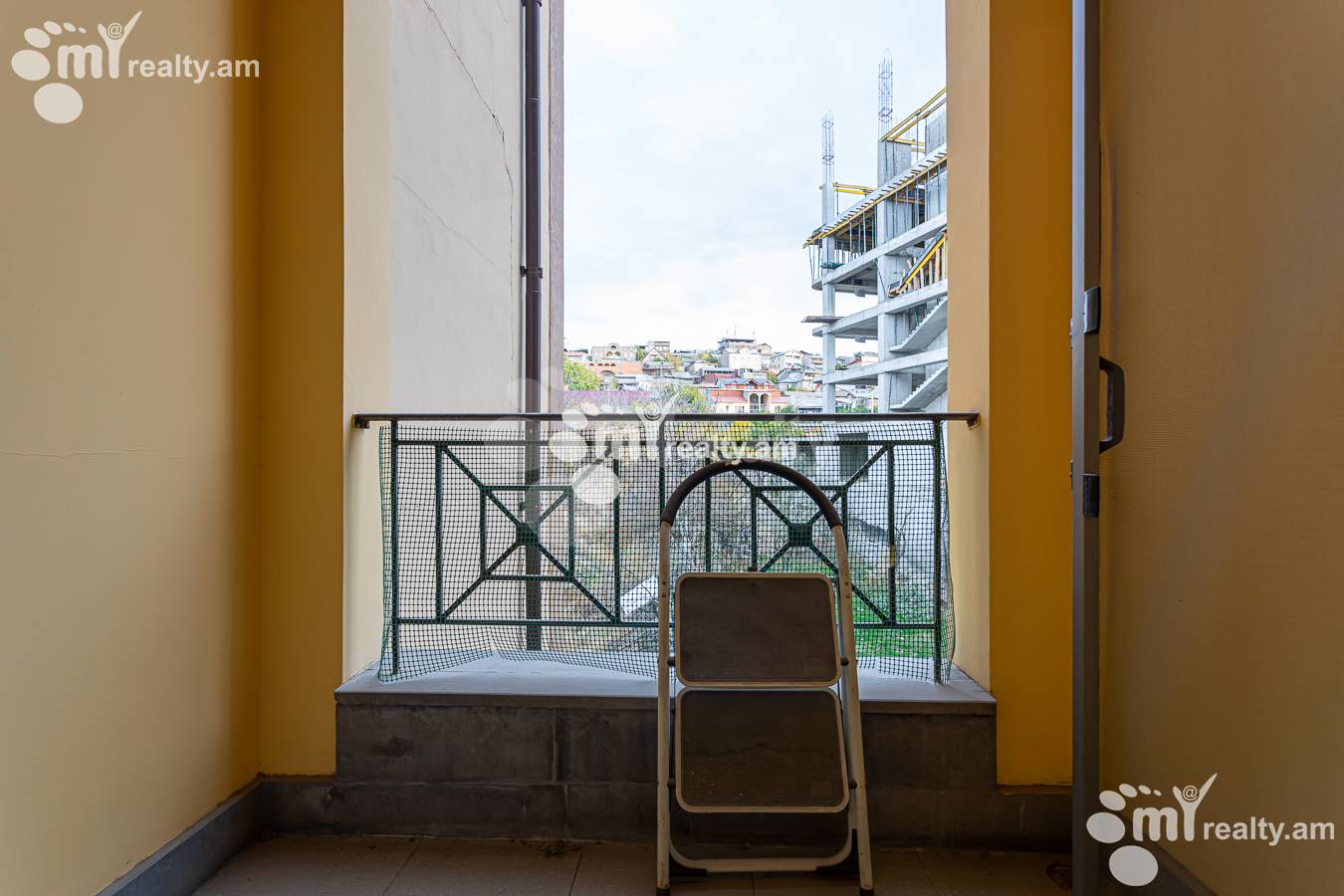 4 bedroom apartment for rent G. Hovsepyan St, Norque Marache Yerevan, 157126