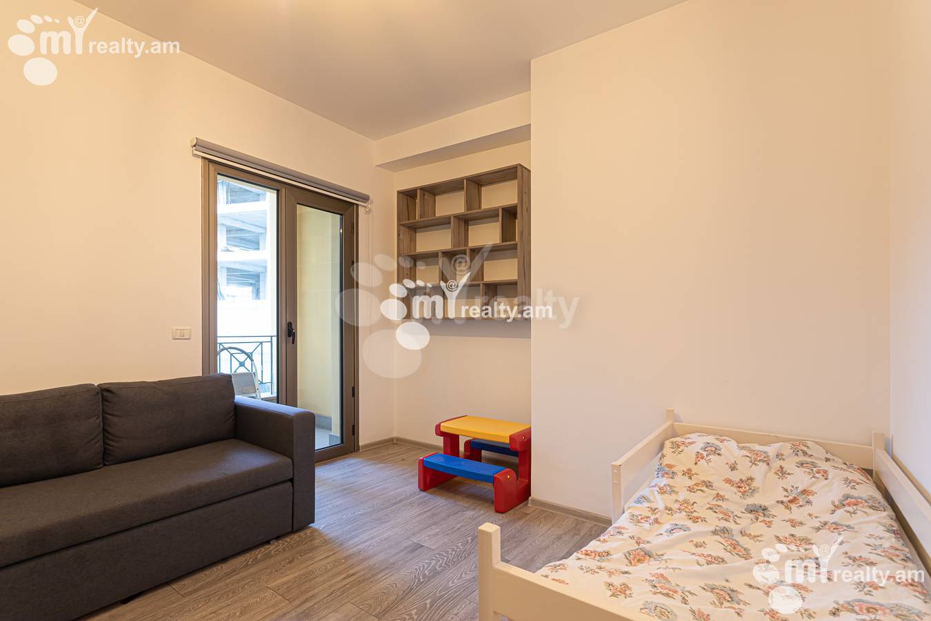 4 bedroom apartment for rent G. Hovsepyan St, Norque Marache Yerevan, 157126