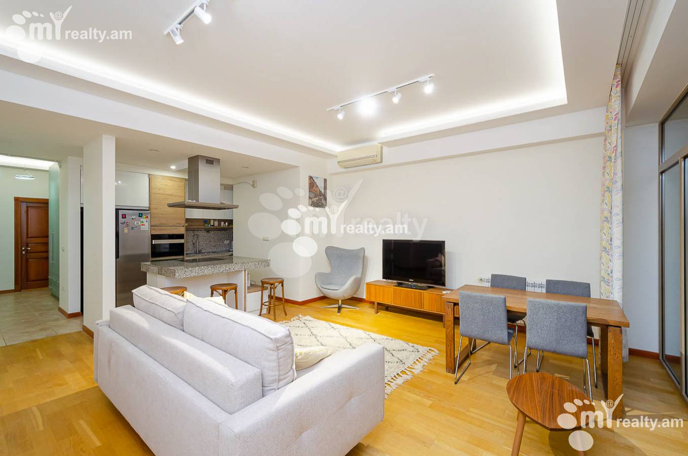 3 bedroom apartment for sale Antarayin St, Center Yerevan, 146939