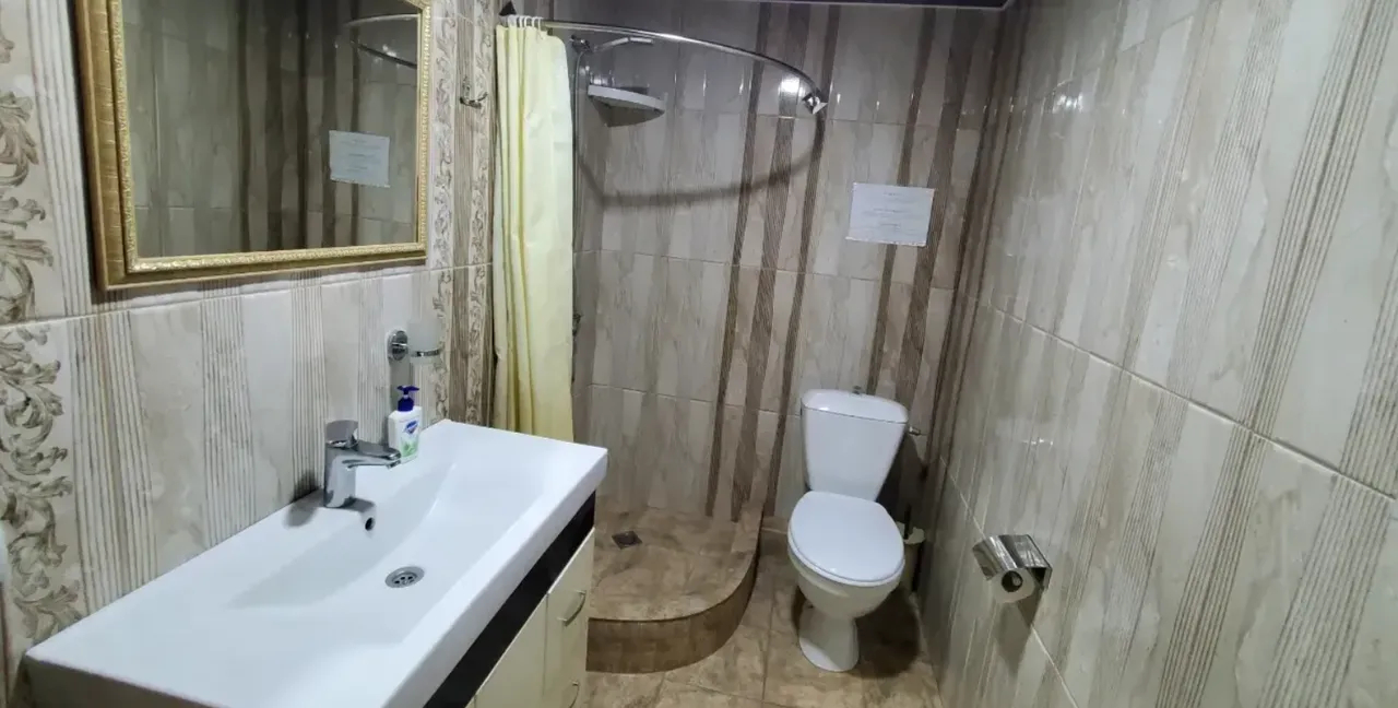 2 bedroom apartment for rent Hanrapetutyan St, Center Yerevan, 160350