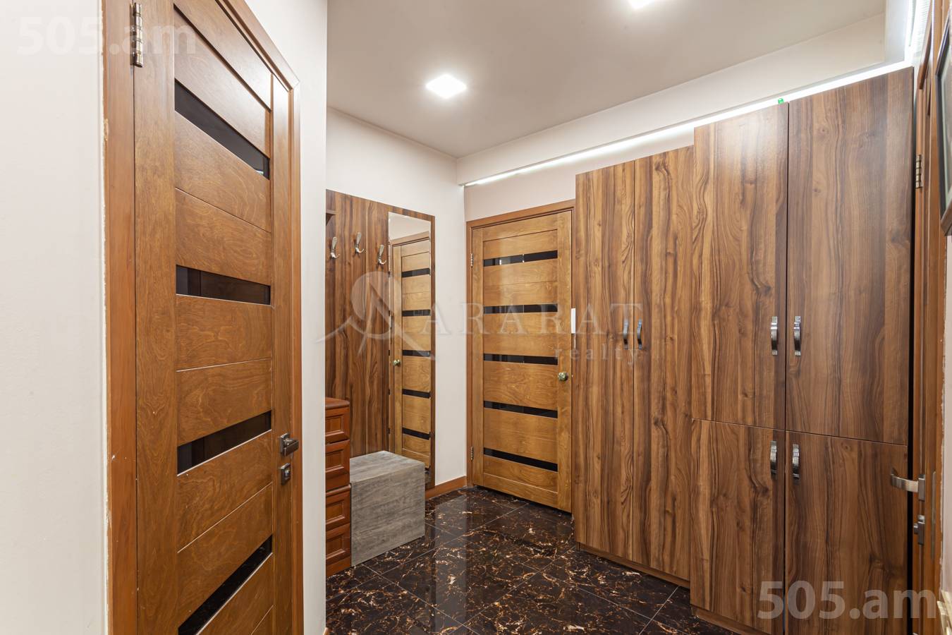 2 սենյականոց բնակարան  Անտառային փող, Կենտրոն Երևան, 152159