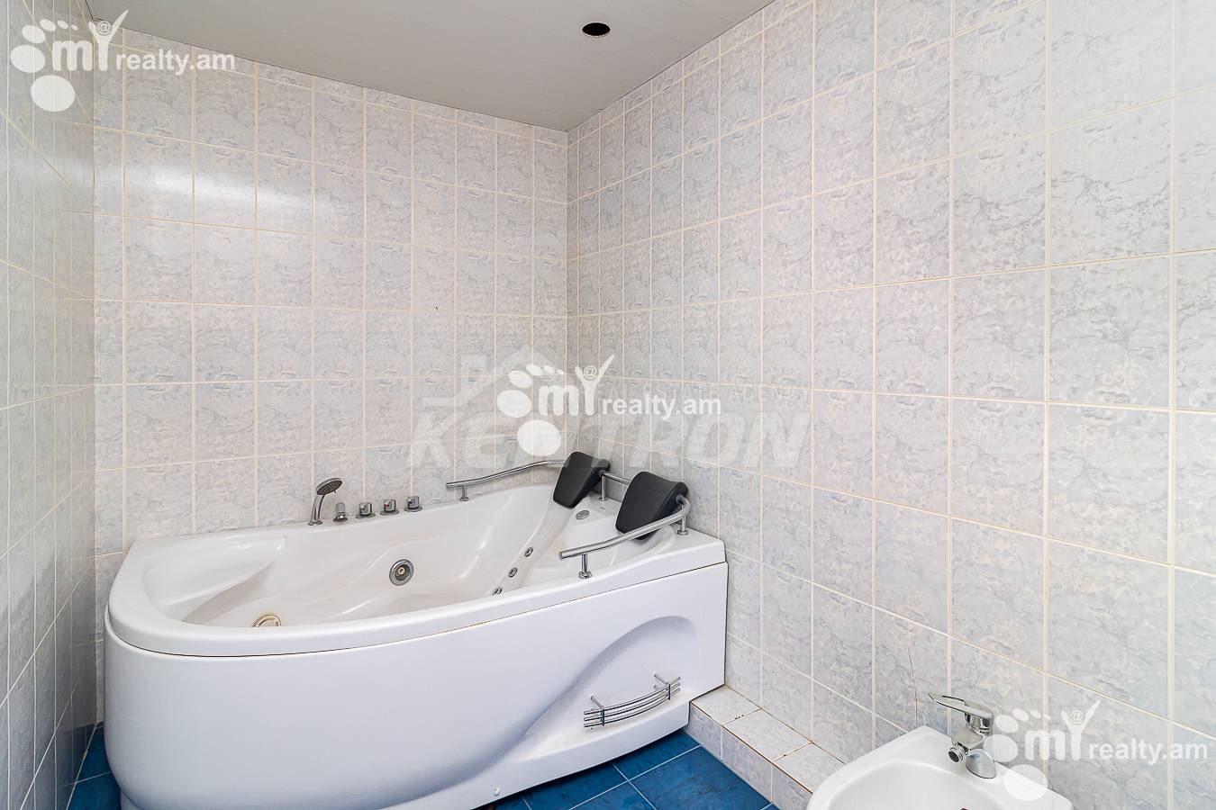 3 bedroom apartment for sale Hr.Kochar St, Arabkir Yerevan, 155384