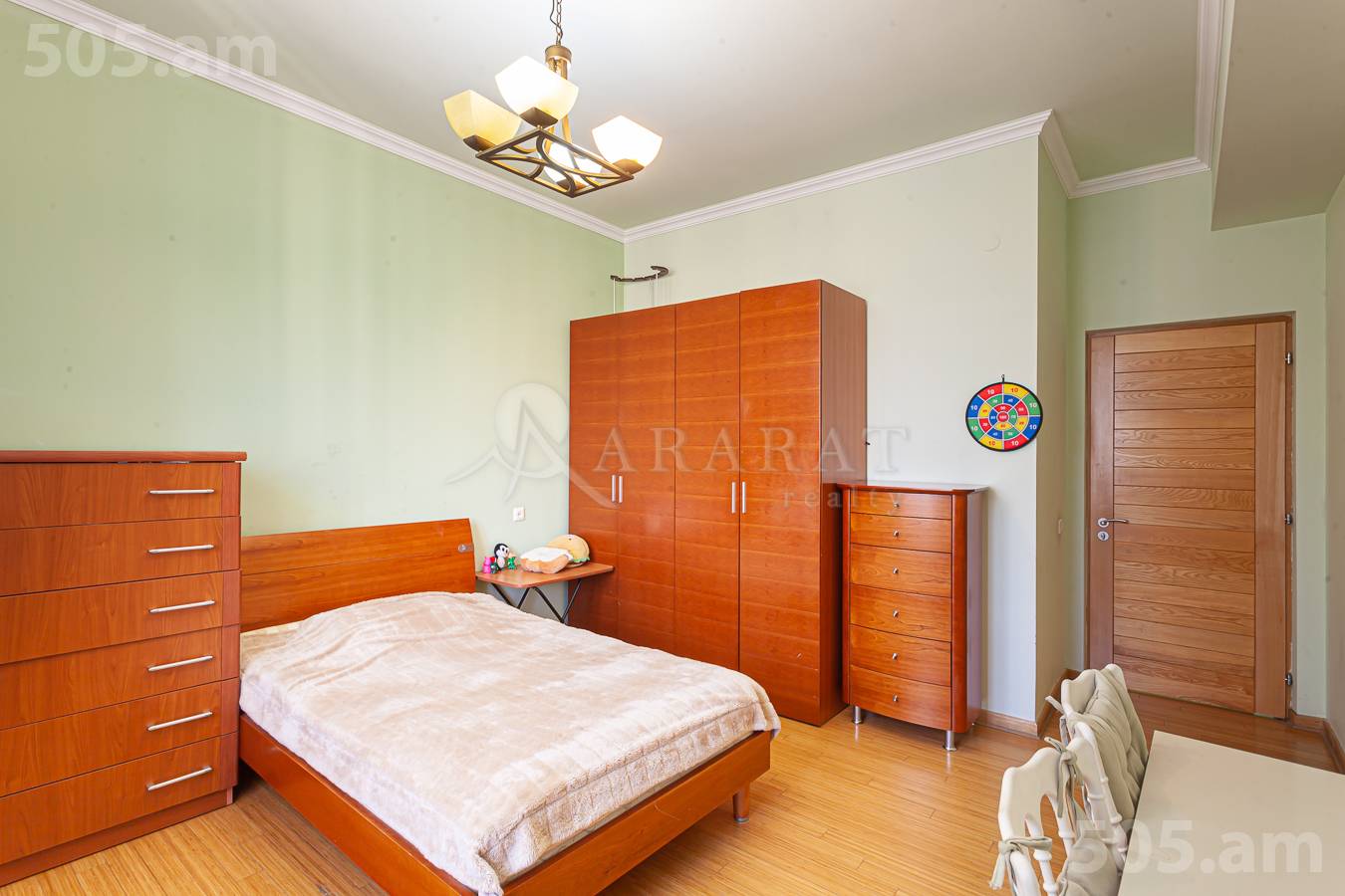 5 bedroom apartment for sale خیابان آرگیشتی, مرکز شهر ایروان, 154749