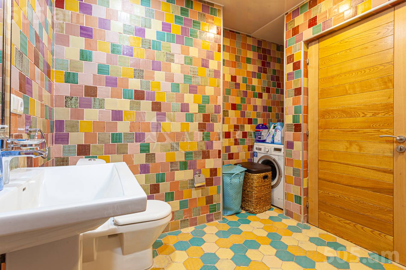 5 bedroom apartment for sale خیابان آرگیشتی, مرکز شهر ایروان, 154749