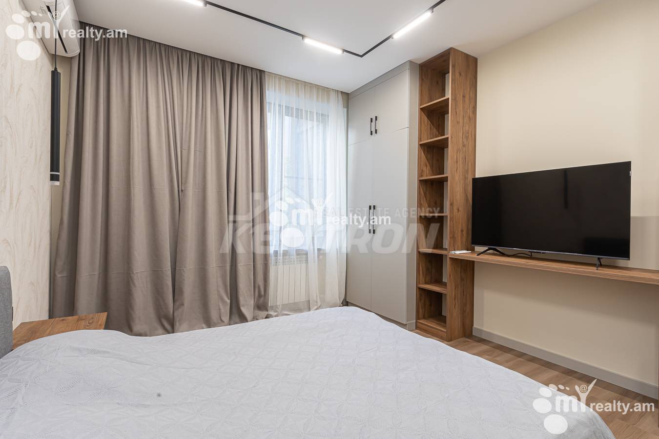 3 bedroom apartment for rent Tamanyan St, Center Yerevan, 156989