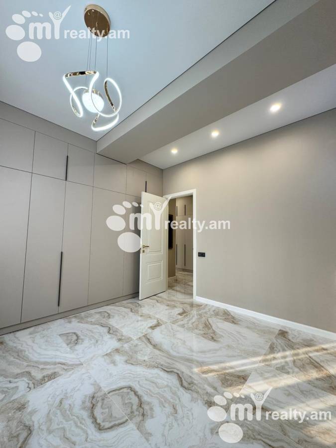 Купить 3 комнатную квартиру Аршакуняц пр, Центр Ереван, 158649