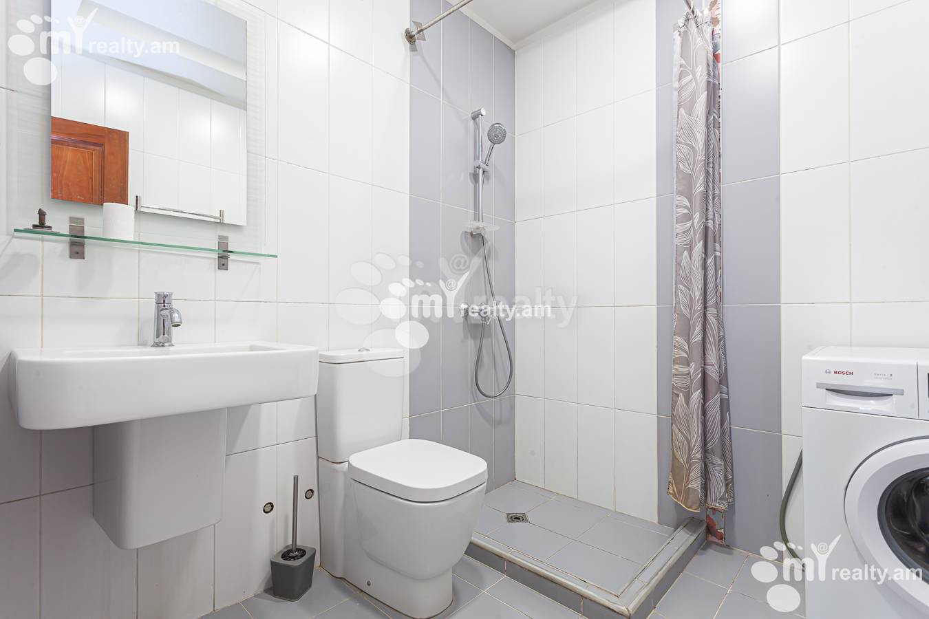 Снять 2 комнатную квартиру Антараин ул, Центр Ереван, 155566