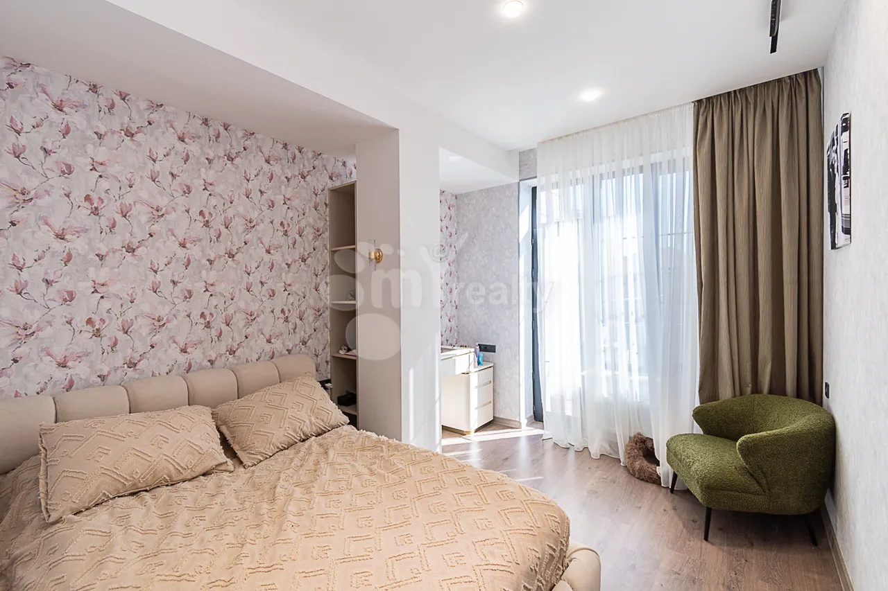 Купить дом Паруйр Севак 11, Аван Ереван, 159479