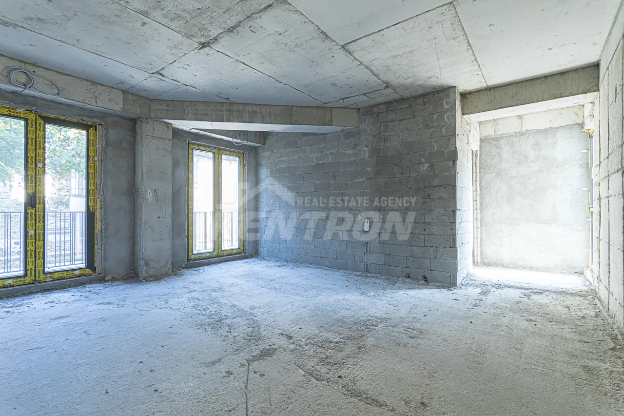 4 bedroom apartment for sale خیابان لئو, مرکز شهر ایروان, 157438