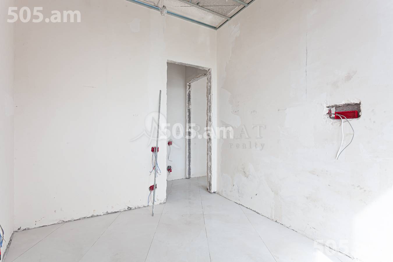 3 սենյականոց բնակարան  Գ. Հովսեփյան փող, Նորք-Մարաշ Երևան, 155577