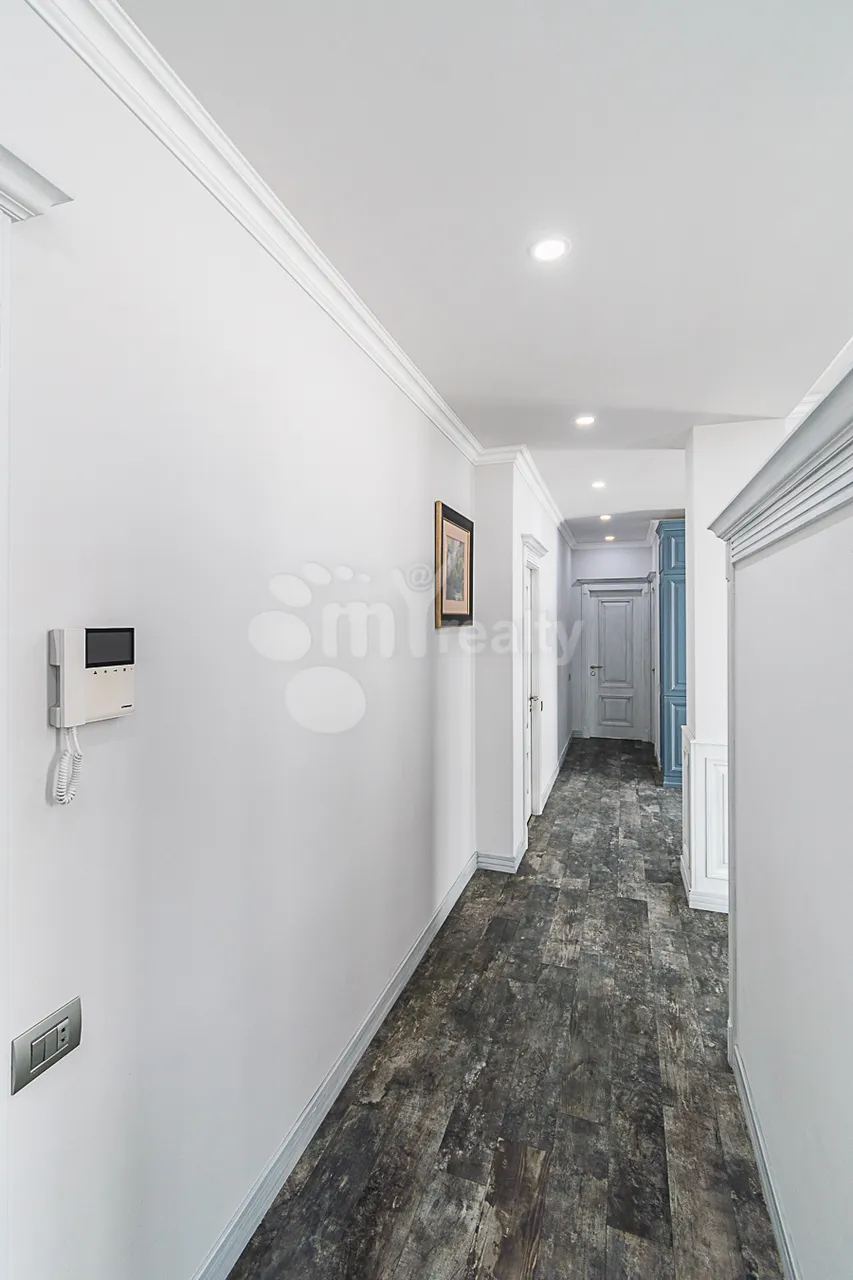 3 bedroom apartment for rent Nerses Shnorhali street, واهاگنی ایروان, 161311