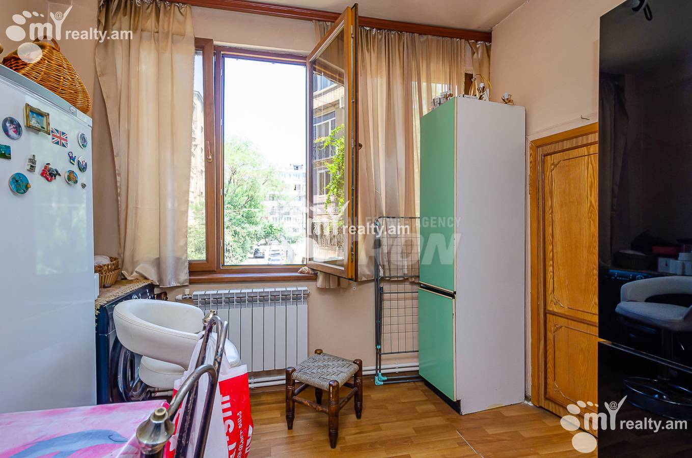 3 bedroom apartment for sale Nalbandyan St, Center Yerevan, 107405