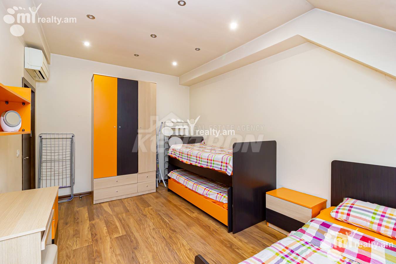 3 սենյականոց բնակարան  Անտառային փող, Կենտրոն Երևան, 153244