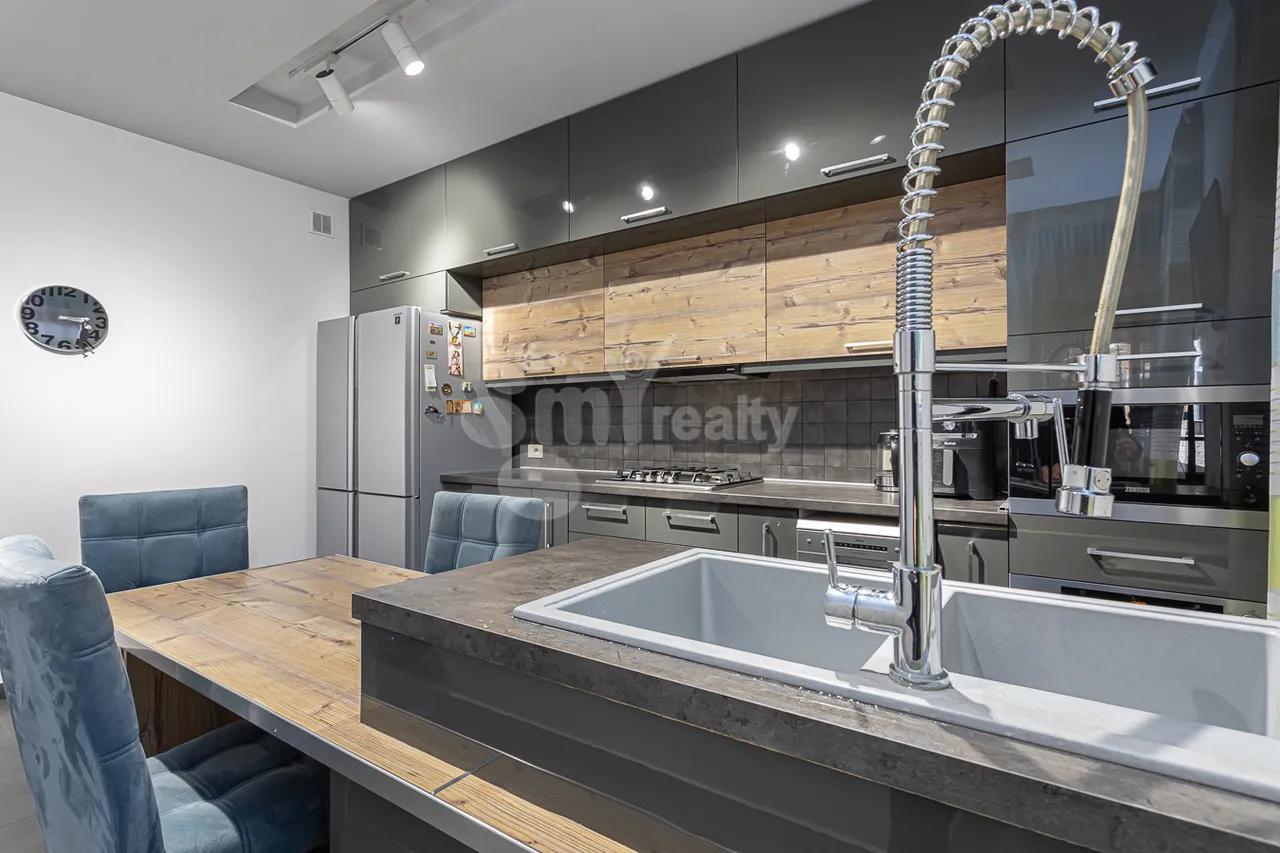 Առանձնատուն  Լուսինյանց փող., Կենտրոն Երևան, 157388