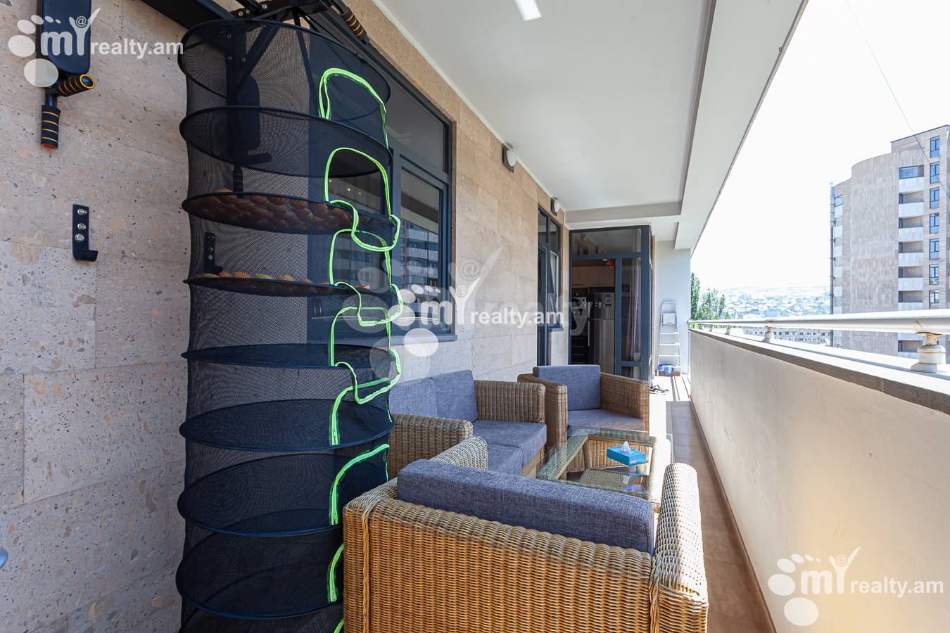 4 սենյականոց բնակարան  Դ. Դեմիրճյան փող, Կենտրոն Երևան, 155795