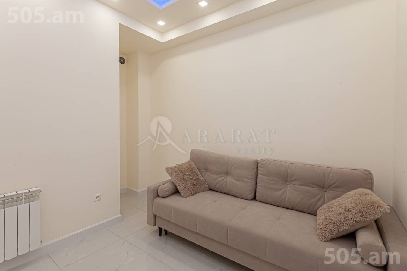 3 սենյականոց բնակարան  , Կենտրոն Երևան, 152087