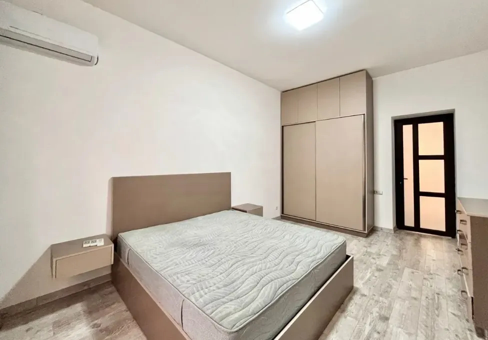 3 bedroom apartment for rent Charents St, Center Yerevan, 159825
