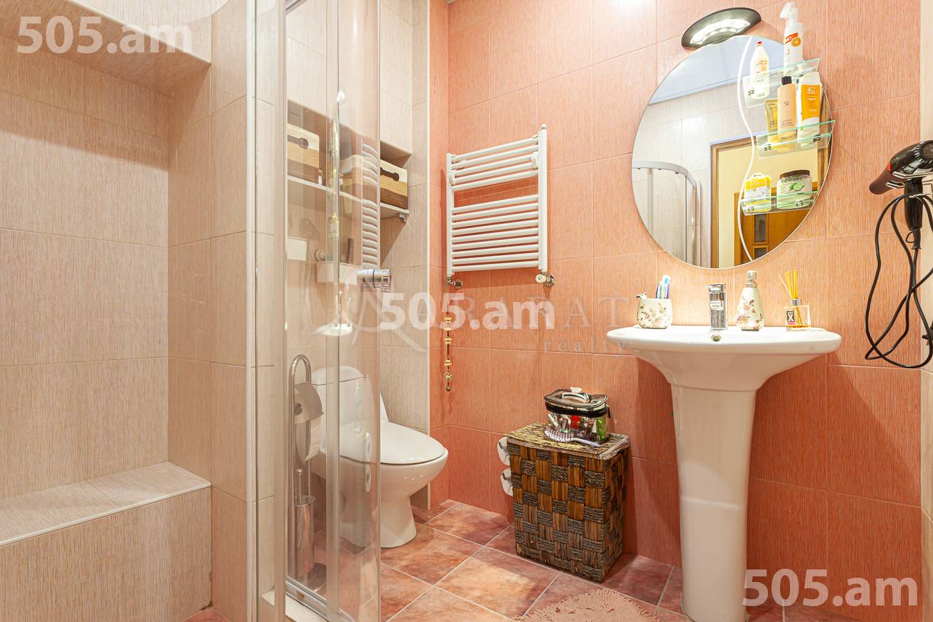 4 bedroom apartment for sale Antarayin St, Center Yerevan, 156024