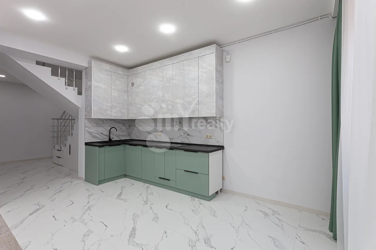 4 bedroom apartment for sale Moldovakan St, Nor Norque Yerevan, 160231