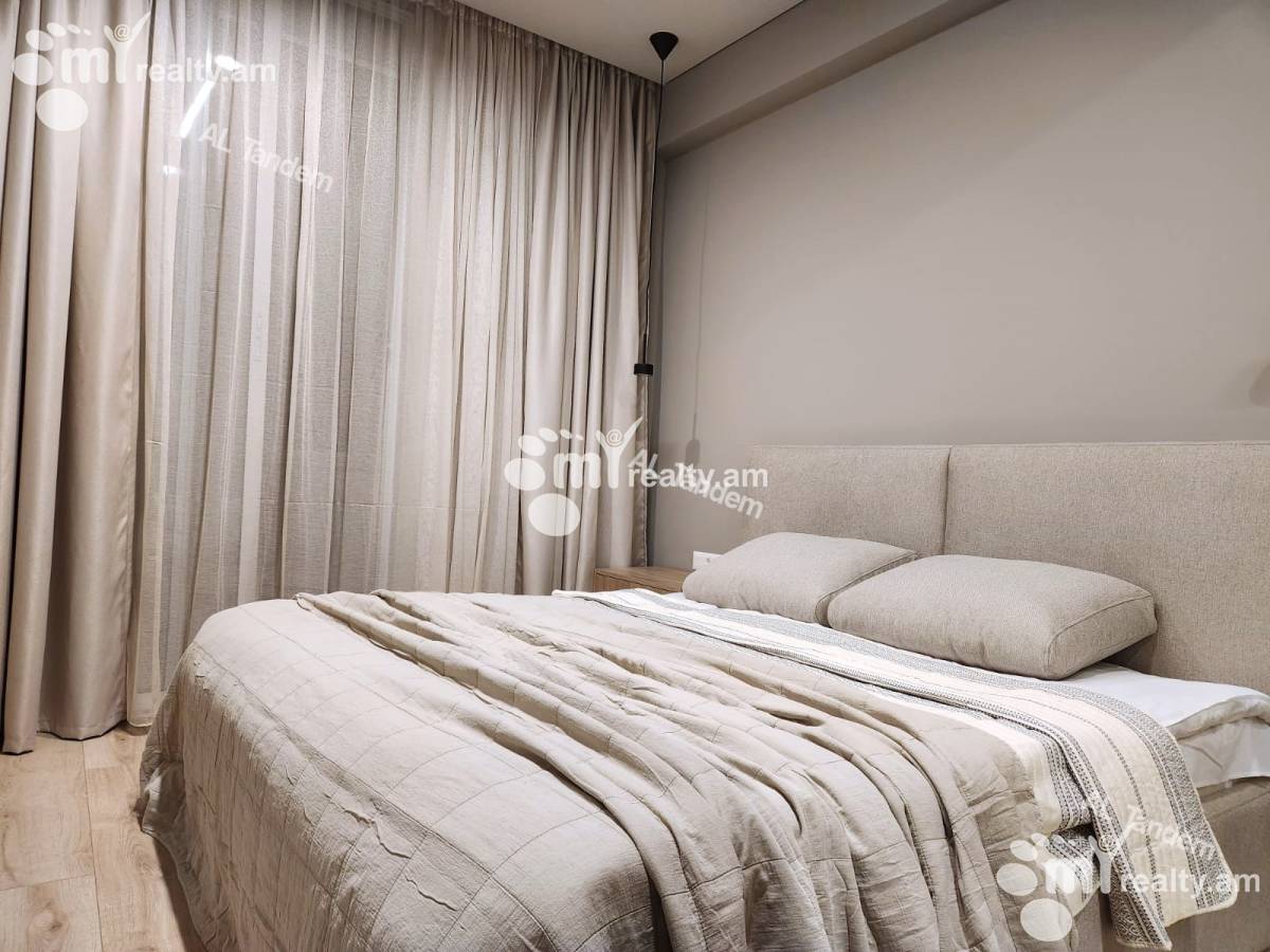 Купить 3 комнатную квартиру А.Манукян ул, Центр Ереван, 152847