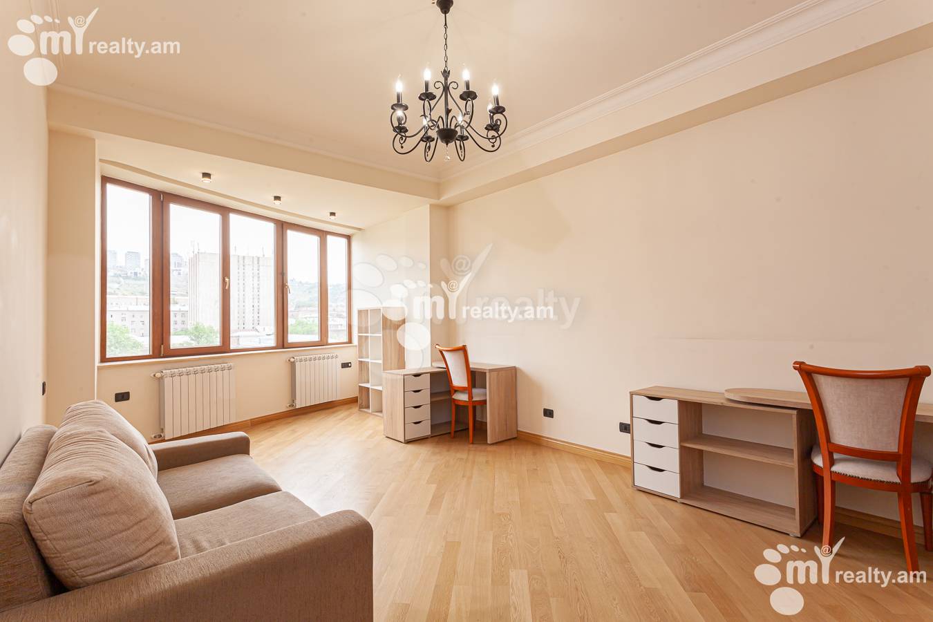 4 bedroom apartment for rent Teryan St, Center Yerevan, 156948