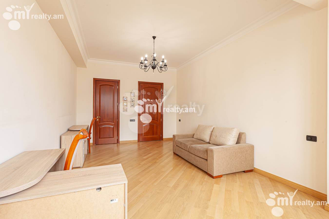 4 bedroom apartment for rent Teryan St, Center Yerevan, 156948